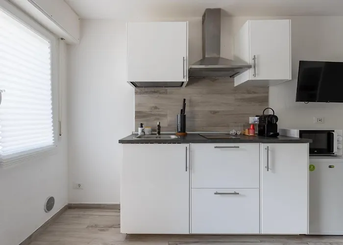 Station Apartment